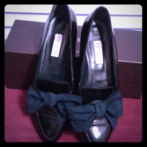 Adorable Gucci flats pre owned